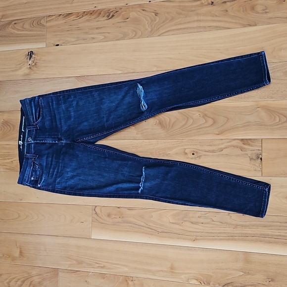 7 For All Mankind Gwenevere Distressed Mid-Rise Jeans, Size 27 - Picture 4 of 15